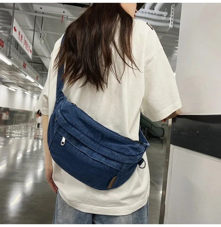 Harajuku Style Women's Cross-Body Bag Multifunction Denim Unisex Student Bag Hip Hop Trend Brand Street Fashion High Street display picture 4