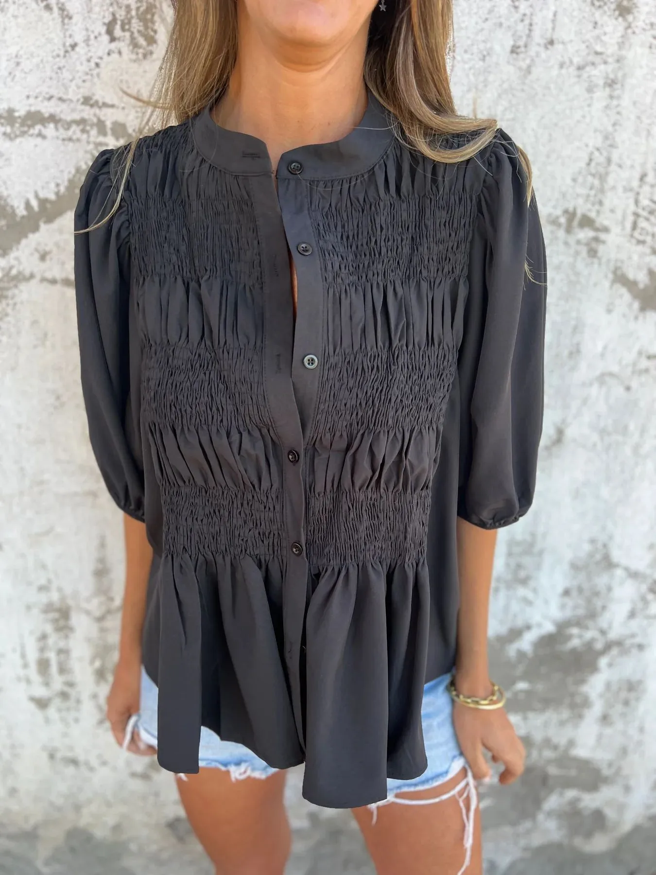 Casual Fashion Short Sleeve Round Neck Button Solid Color Shirt Women's T-shirt Comfortable Breathable Elastic Waist Design display picture 4