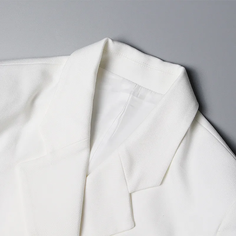 Fashion French Style Retro Easy Matching Baggy Coat Solid Color Buttons Detail Women's Fashion Long Sleeve Slim Fit Style Trueran display picture 12