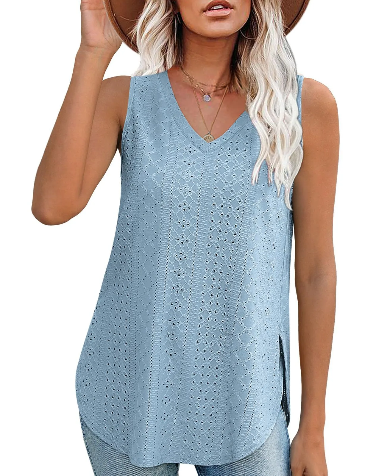 Casual V-neck Sleeveless Hollow T-shirt Women's Summer Spring New Hollow Lace Trim T-shirt Loose Design Commuter Style display picture 8