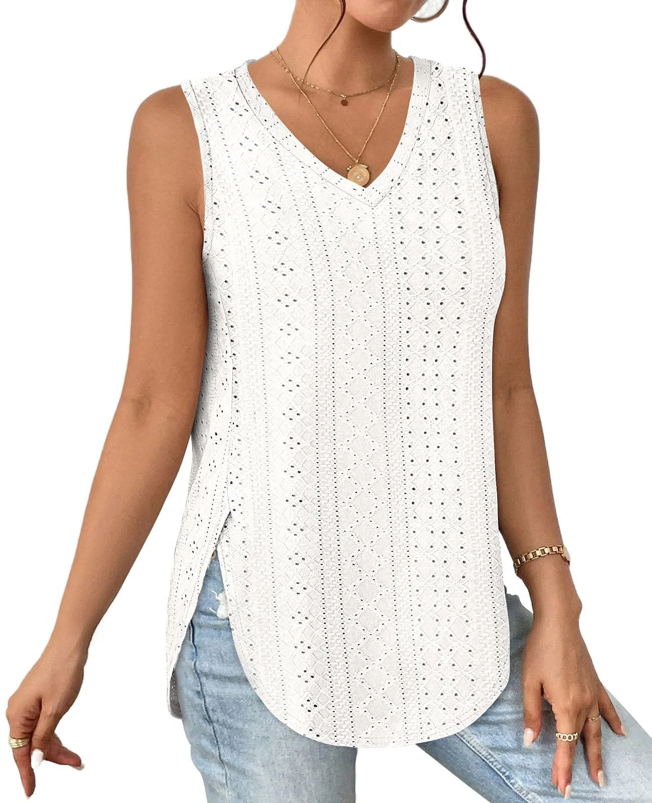 Casual V-neck Sleeveless Hollow T-shirt Women's Summer Spring New Hollow Lace Trim T-shirt Loose Design Commuter Style display picture 11