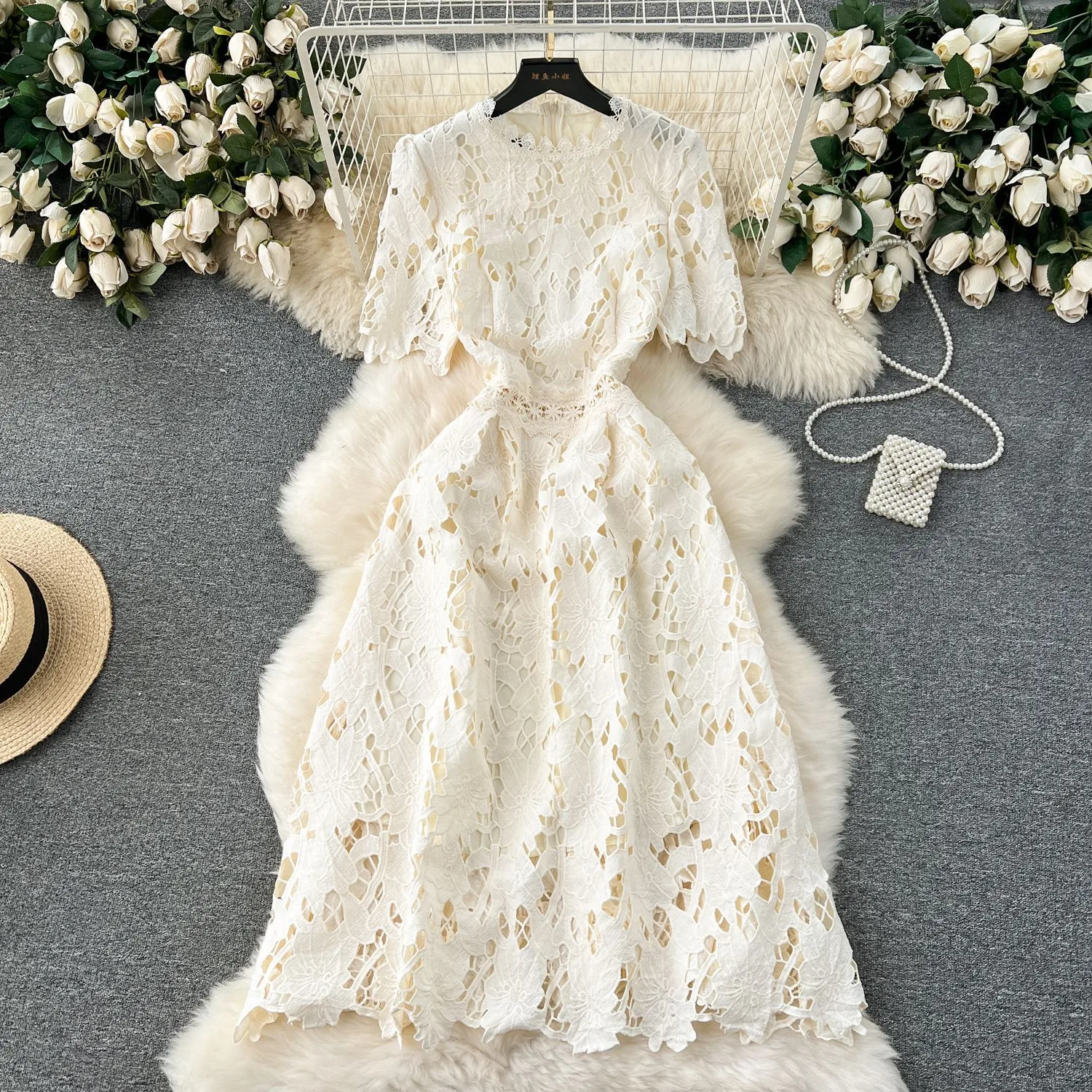 Spring Heavy Water Soluble Lace Mid-Length Dress Vacation Skirt Elegant High Waist A- Line Skirt Short Sleeve Floral Pattern Dress display picture 4