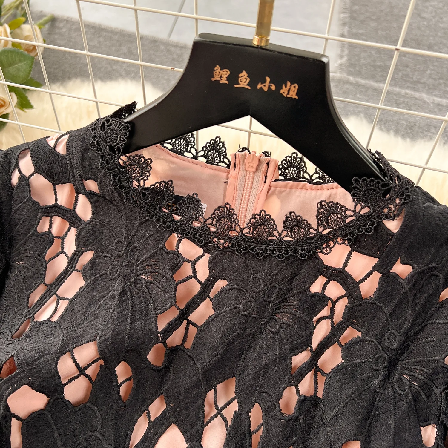 Spring Heavy Water Soluble Lace Mid-Length Dress Vacation Skirt Elegant High Waist A- Line Skirt Short Sleeve Floral Pattern Dress display picture 12