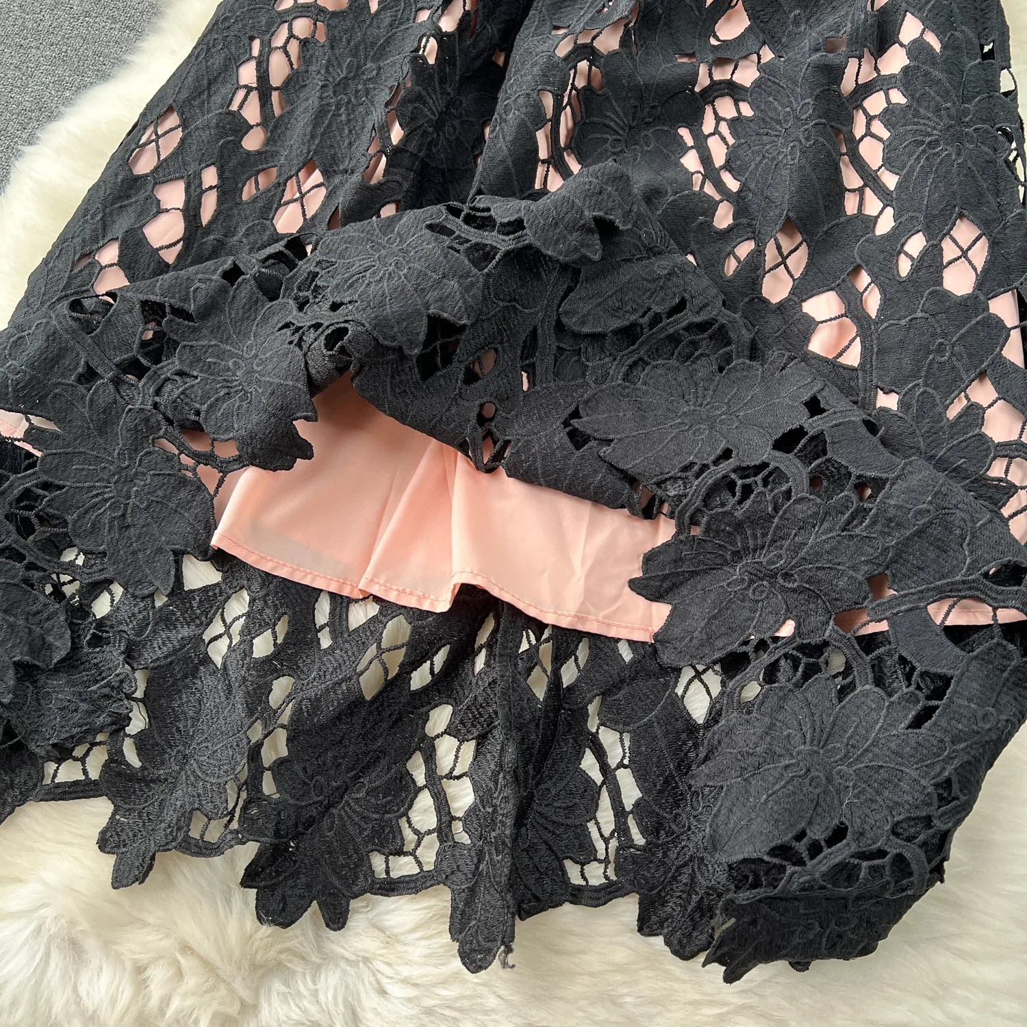 Spring Heavy Water Soluble Lace Mid-Length Dress Vacation Skirt Elegant High Waist A- Line Skirt Short Sleeve Floral Pattern Dress display picture 16
