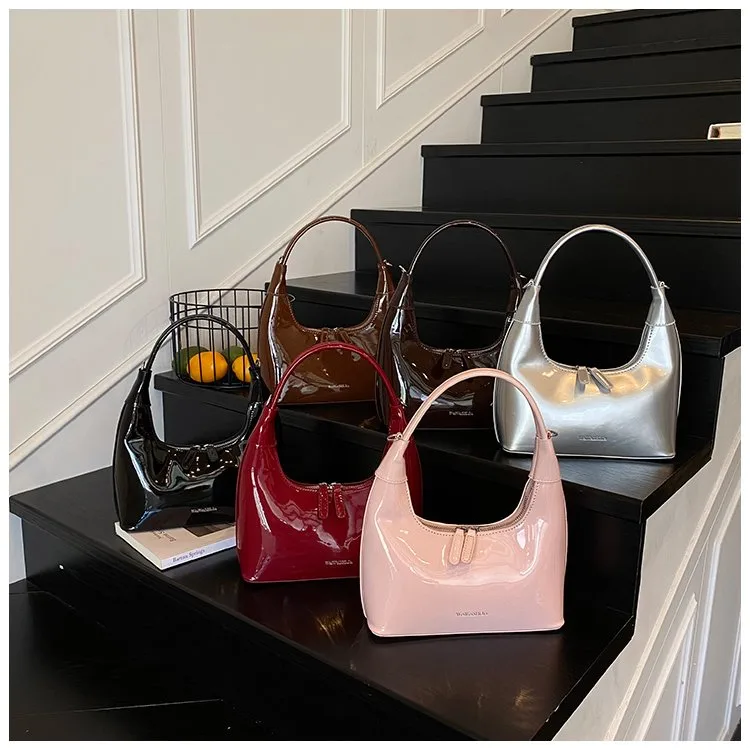 Casual Fashion Underarm Bag Single Shoulder Bag Dumpling Shape Pure Color Artificial Leather Street Style High Street For Women display picture 1