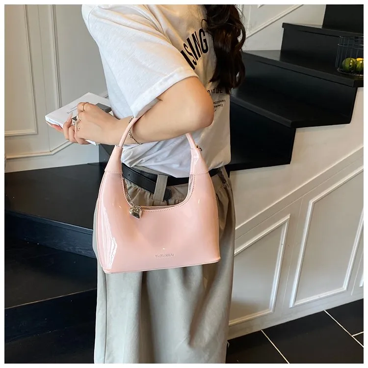 Casual Fashion Underarm Bag Single Shoulder Bag Dumpling Shape Pure Color Artificial Leather Street Style High Street For Women display picture 8