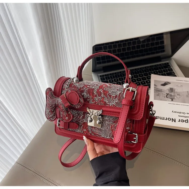 Elegant Twist Lock Shoulder Bag Fashion Casual Ladies Square Flower Pattern Artificial Leather Handbag Street Style Four Seasons Applicable display picture 12