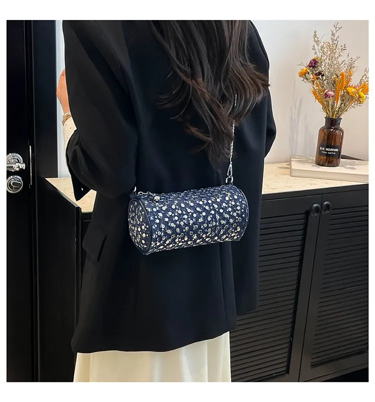 Casual Denim Color Block Shoulder Bag Women's Crossbody Handbag Fashion Studs Chain Strap Street Style Pure Color Handbag display picture 4