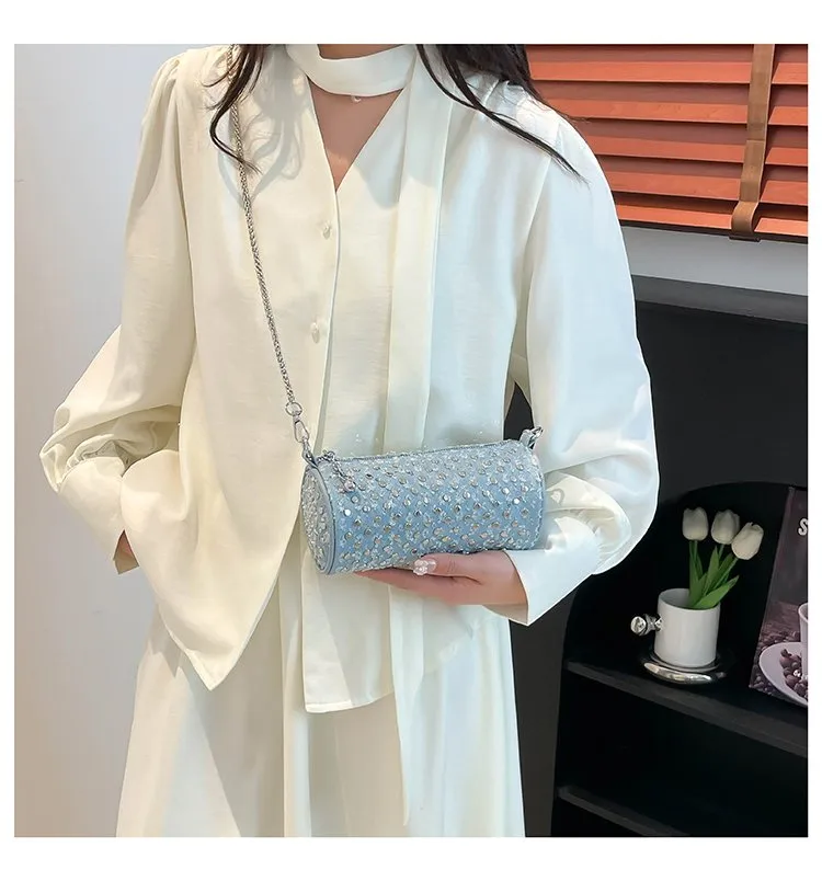Casual Denim Color Block Shoulder Bag Women's Crossbody Handbag Fashion Studs Chain Strap Street Style Pure Color Handbag display picture 8