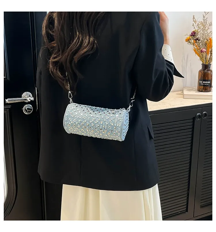 Casual Denim Color Block Shoulder Bag Women's Crossbody Handbag Fashion Studs Chain Strap Street Style Pure Color Handbag display picture 11