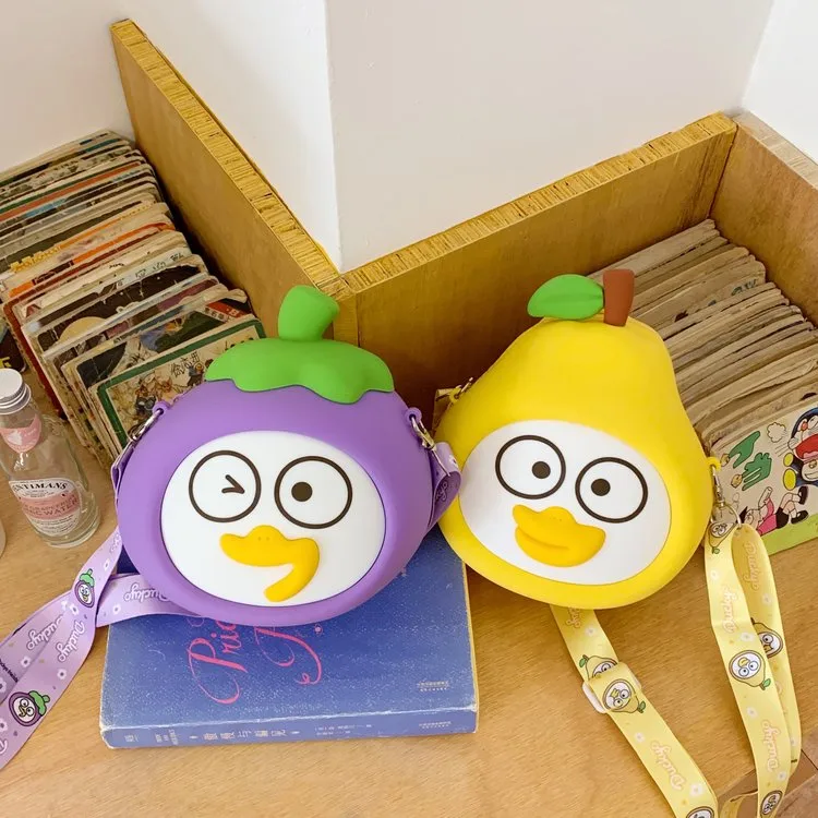 Children's Cartoon Fruit Crossbody Bag Silicone Shoulder Bag Zipper Closure Leisure Holiday Cute Style All Seasons Universal display picture 5