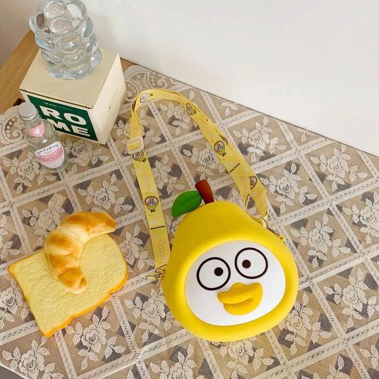 Children's Cartoon Fruit Crossbody Bag Silicone Shoulder Bag Zipper Closure Leisure Holiday Cute Style All Seasons Universal display picture 20