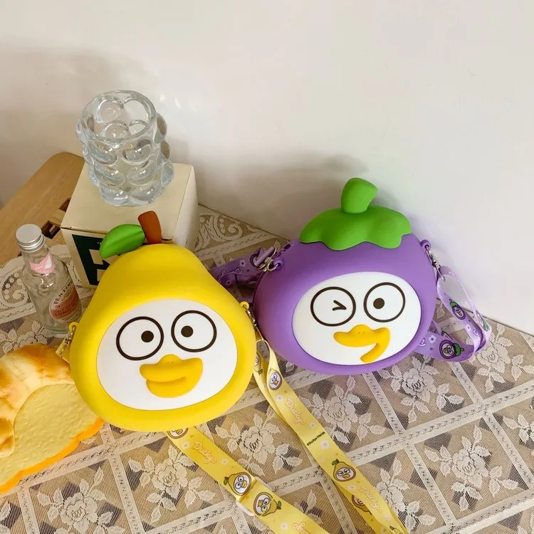 Children's Cartoon Fruit Crossbody Bag Silicone Shoulder Bag Zipper Closure Leisure Holiday Cute Style All Seasons Universal display picture 17
