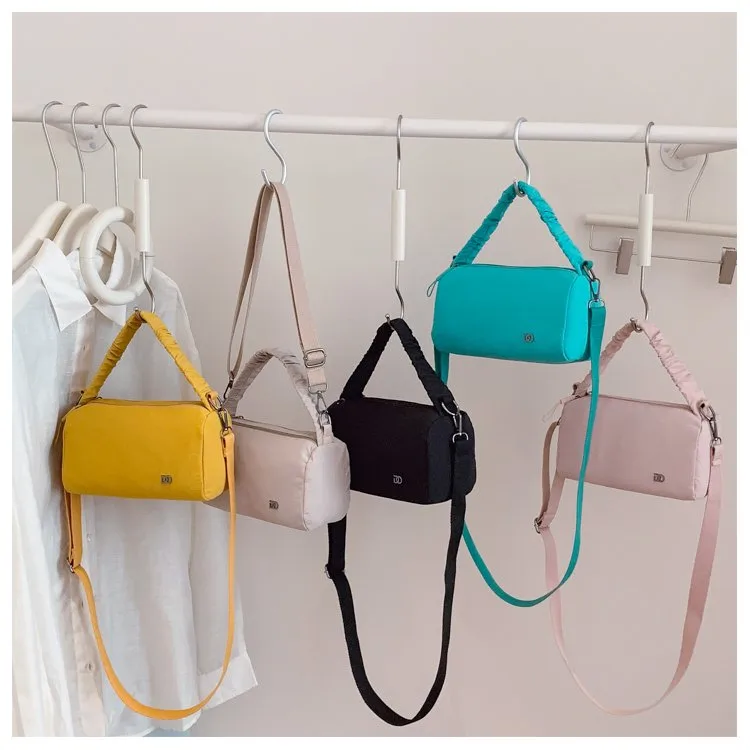 Women's Nylon Solid Color Streetwear Square Zipper Shoulder Bag display picture 8