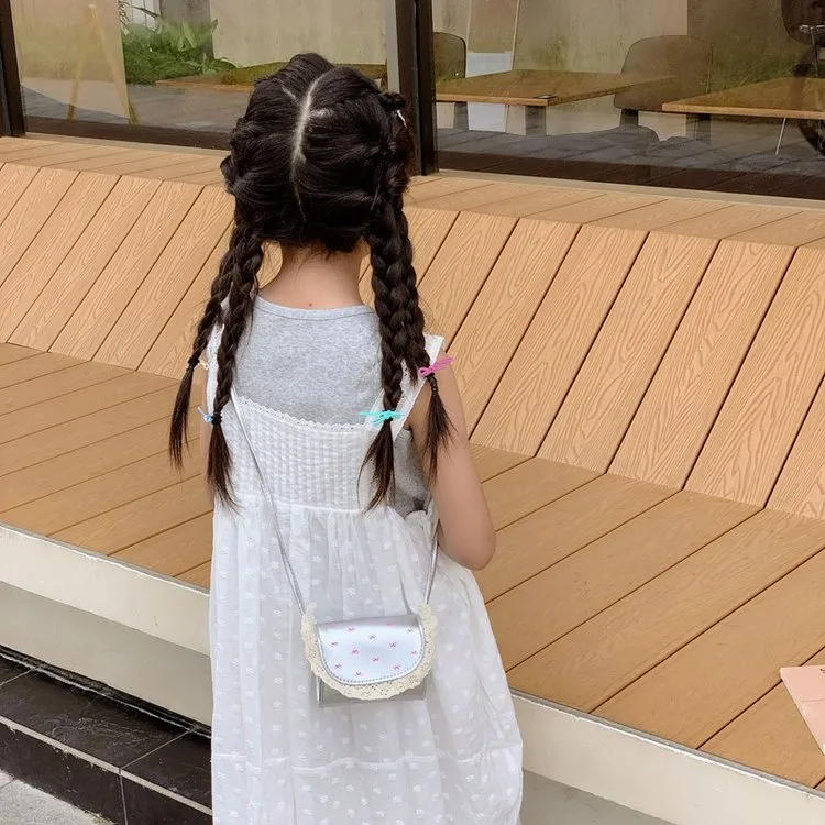 Kid'S Pu Leather Bow Knot Cute Square Flip Cover Shoulder Bag display picture 8