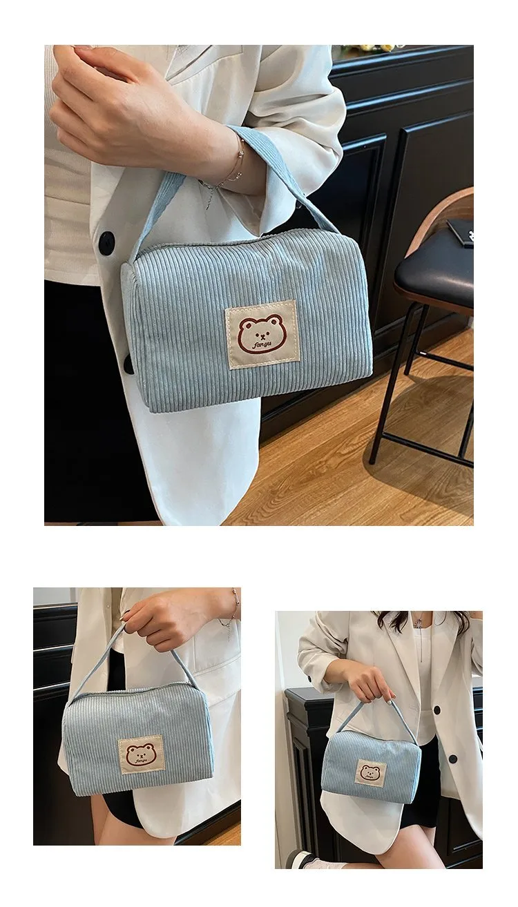 Women's Corduroy Bear Vacation Square Zipper Handbag display picture 16