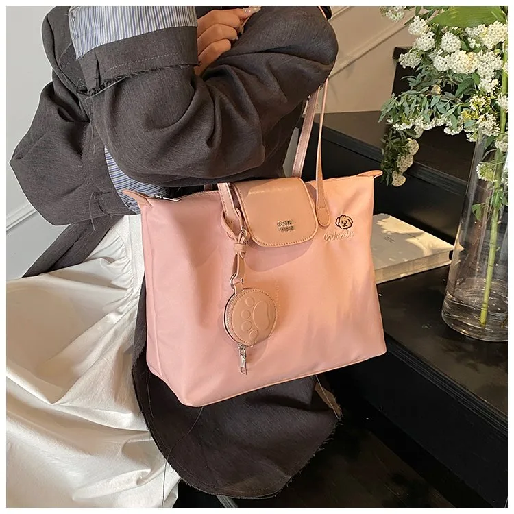 Women's Pu Leather Nylon Color Block Streetwear Square Zipper Shoulder Bag Tote Bag display picture 15