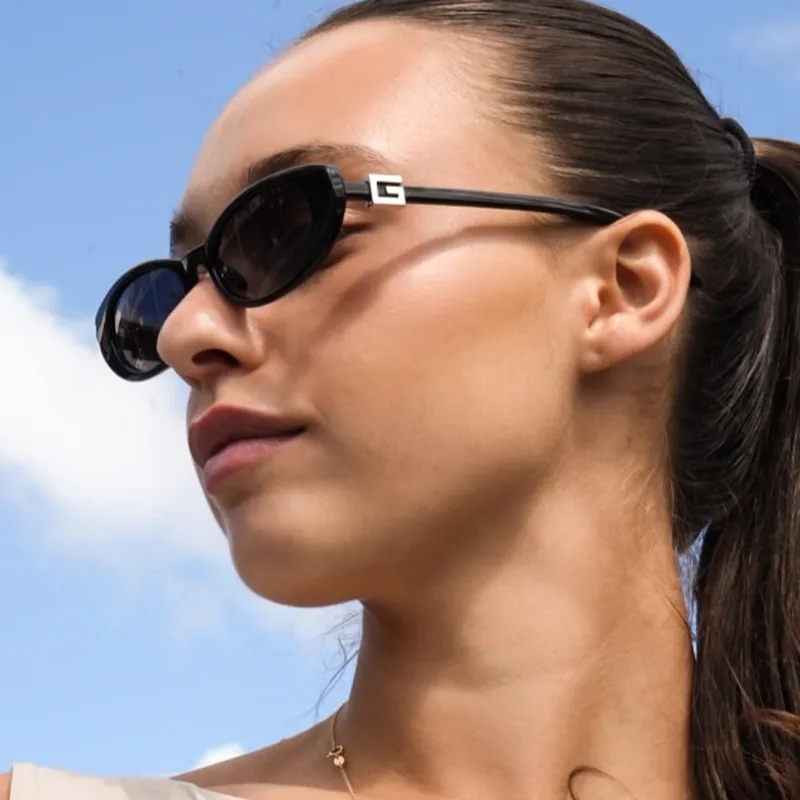 Elegant Oval Sunglasses Women's Small Frame UV Protection Sun Protection Women's Fashion Travel Round Face Full Rim Glasses display picture 2