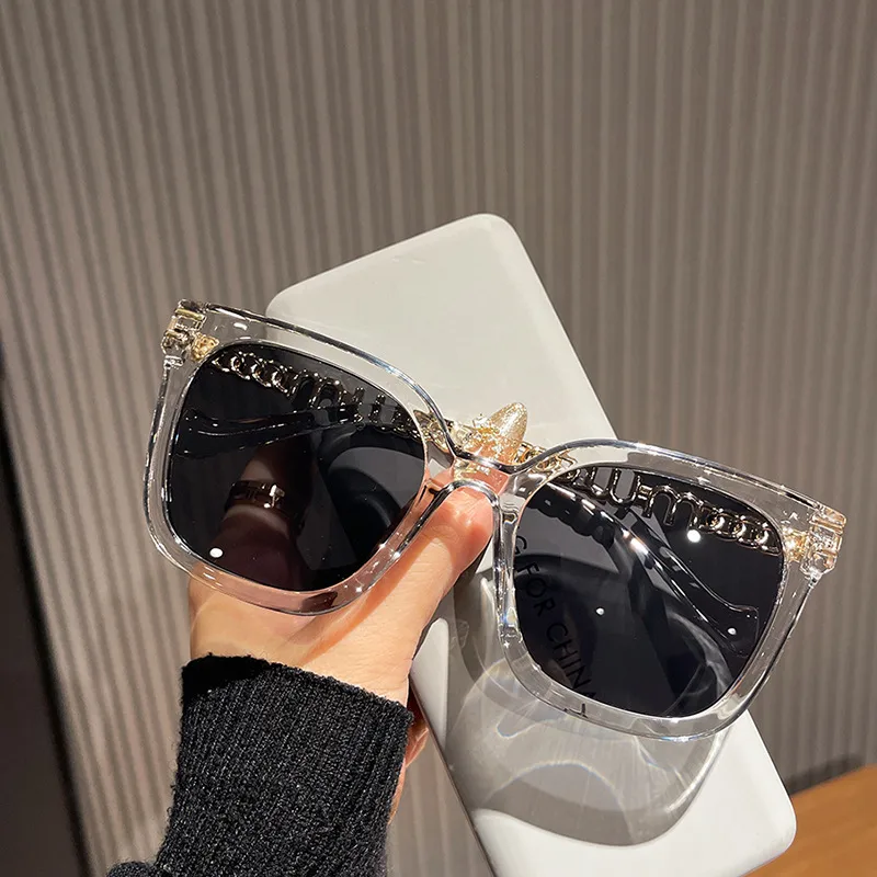 Fashion Women's Square Chain Sunglasses Thin Looking Fashion Glasses Chic Feeling Travel Style Sunscreen Brown Black display picture 3
