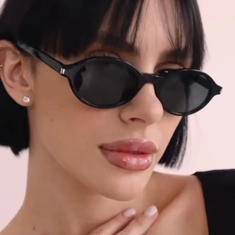 Elegant Oval Sunglasses Women's Simple Style  Fashion Sunglasses Travel Sunscreen Gray And Black display picture 1
