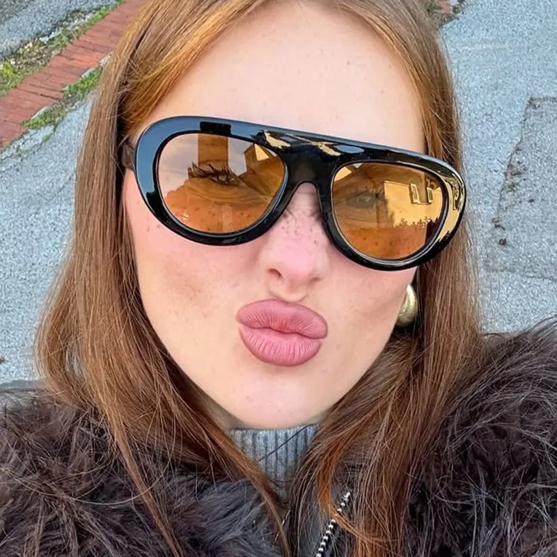 Stylish Round Frame Frog Glasses Sunglasses Personality Small Frame Classic Style Travel And Streetwear Sun Protection display picture 1
