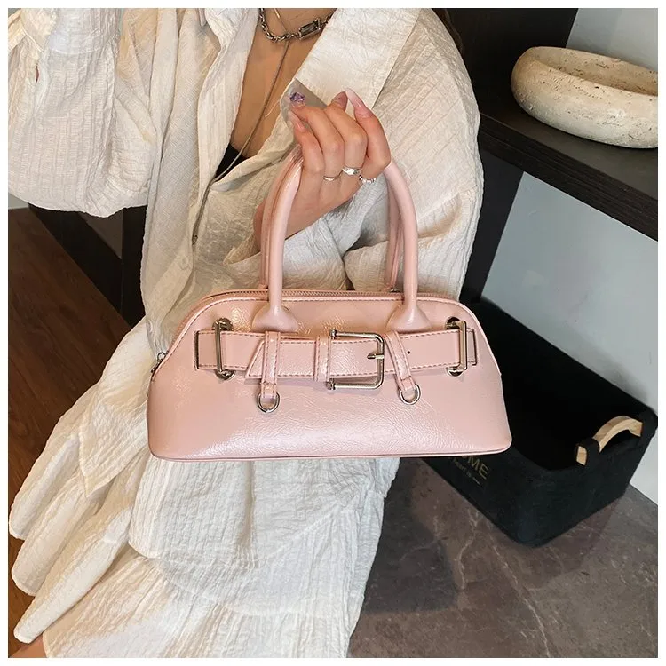 Women's Pu Leather Solid Color Streetwear Square Zipper Shoulder Bag display picture 10