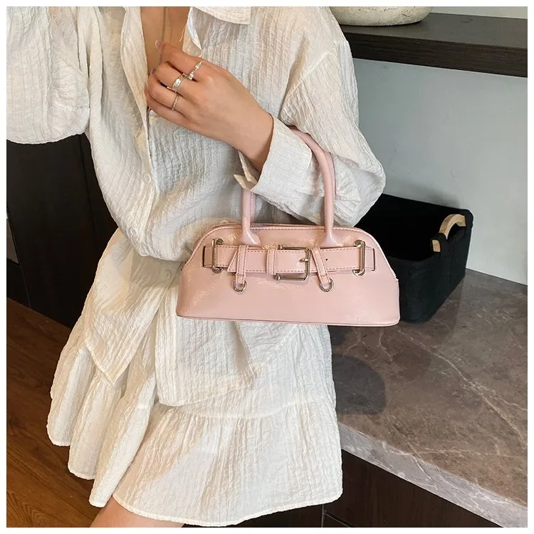 Women's Pu Leather Solid Color Streetwear Square Zipper Shoulder Bag display picture 15