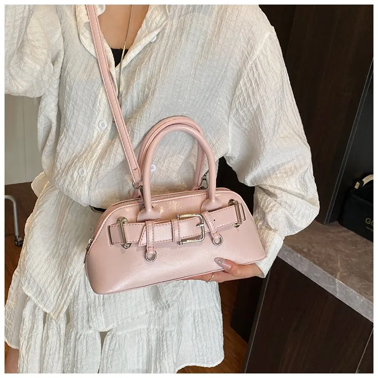 Women's Pu Leather Solid Color Streetwear Square Zipper Shoulder Bag display picture 14