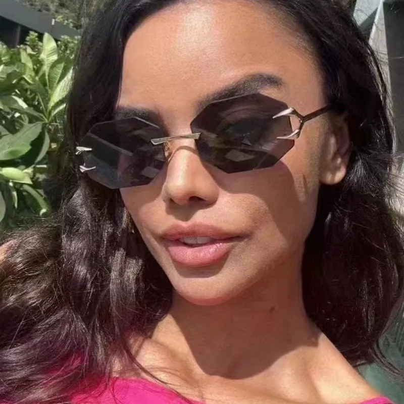 Devil's Claw Sunglasses Fashion Octagonal Frameless Sun-Resistant Sunglasses Fashion Eye Protection Ladies Travel And Streetwear display picture 3
