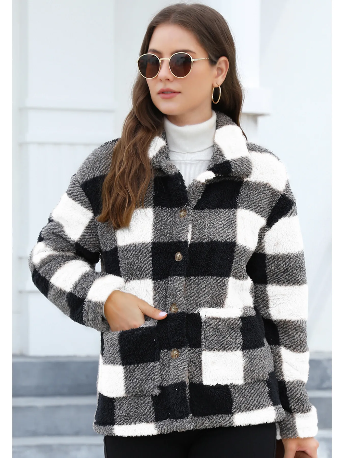 Style Women Plaid Plush Coat Patch Pocket Versatile Long Sleeve Winter Fashion Casual Jacket display picture 8