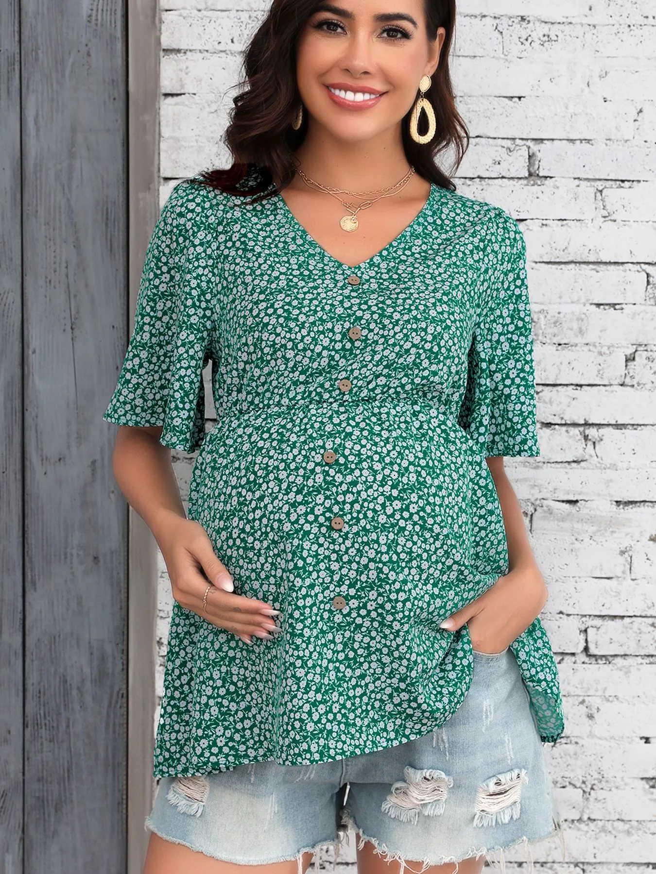 Summer New Small Floral Print V-neck Ruffle Maternity Top display picture 5