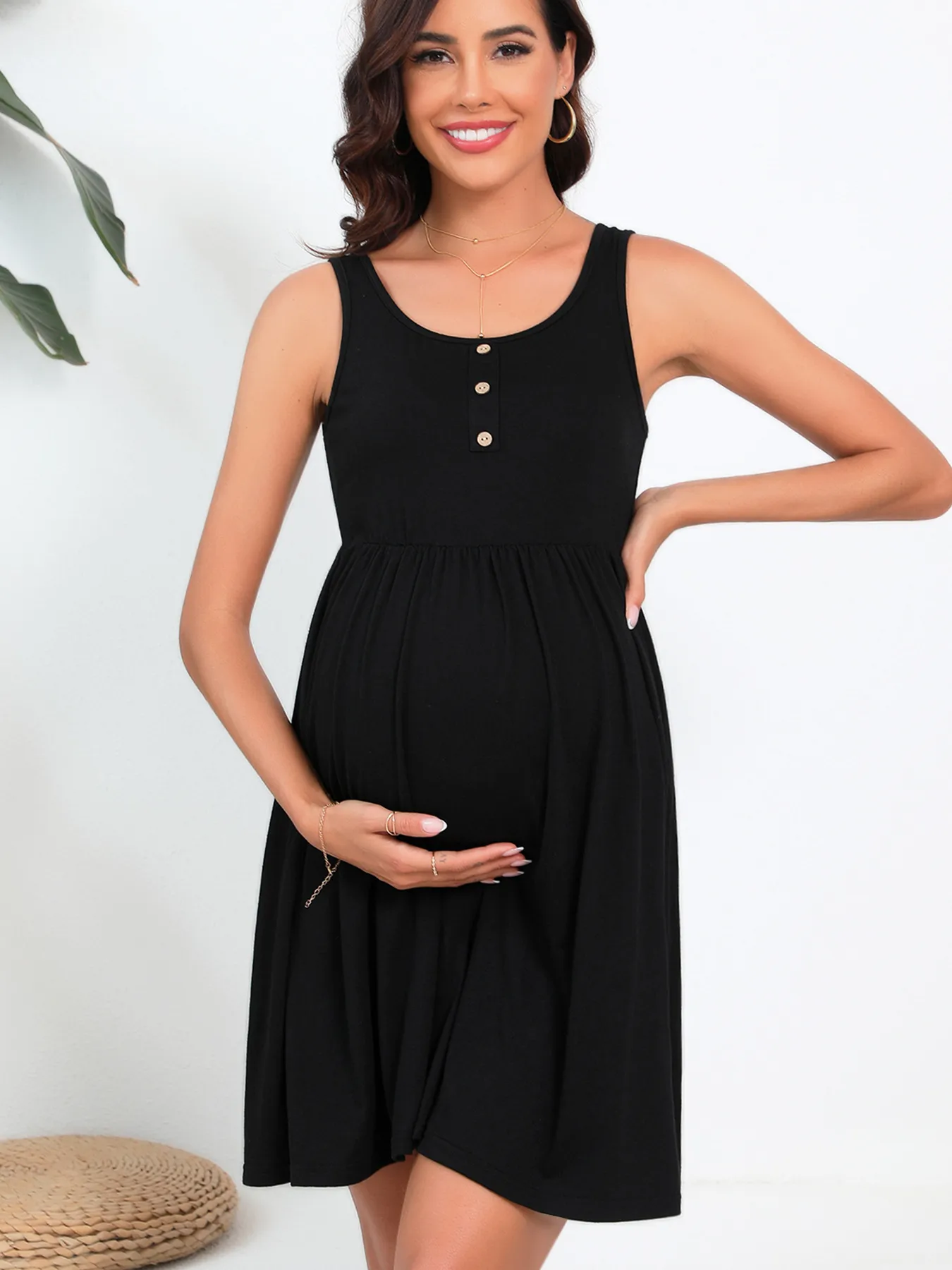 Spring And Summer New Maternity Clothes Solid Color Loose Double Pocket Fashion Sleeveless Button Vest Dress display picture 3