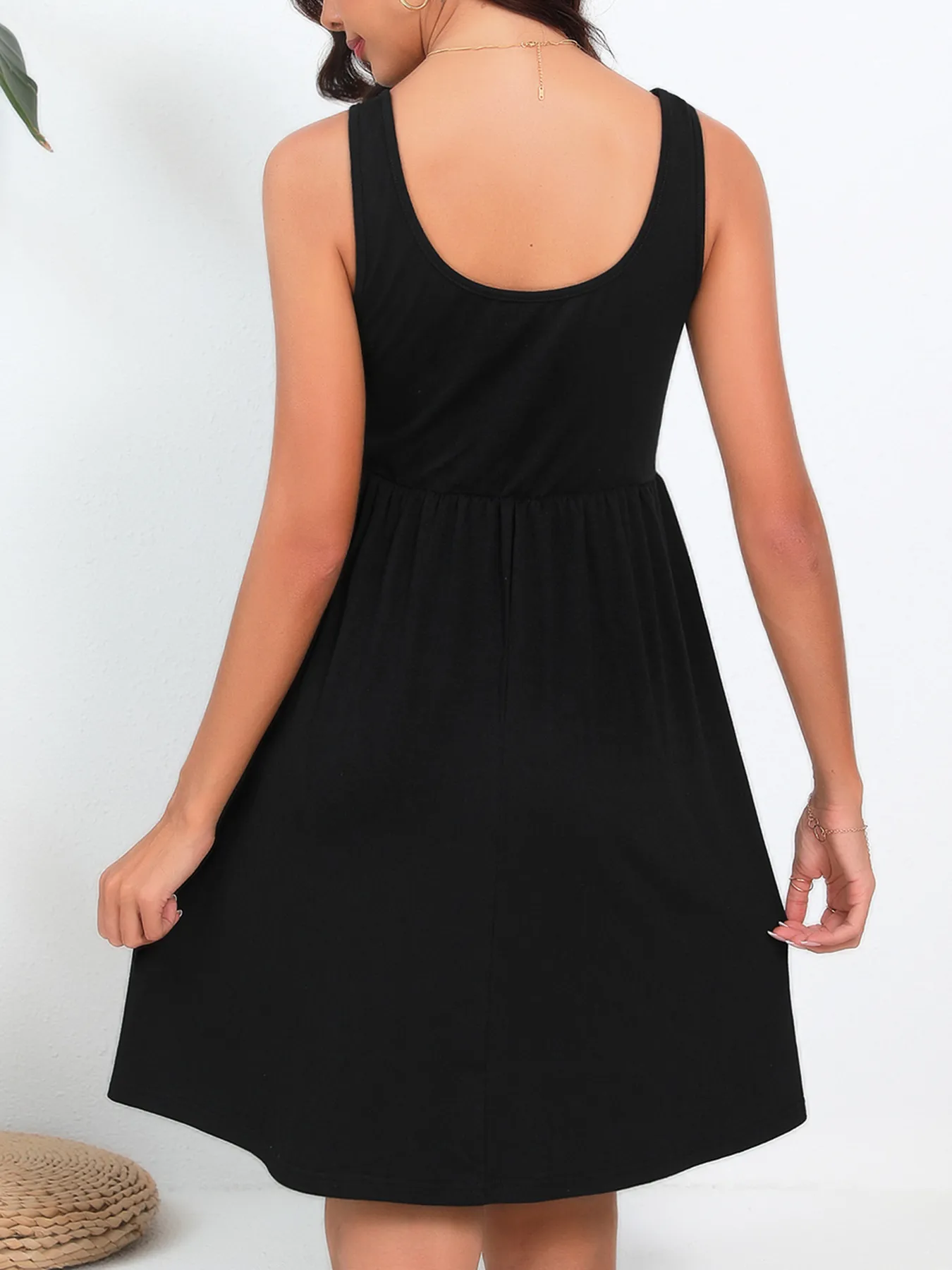 Spring And Summer New Maternity Clothes Solid Color Loose Double Pocket Fashion Sleeveless Button Vest Dress display picture 7