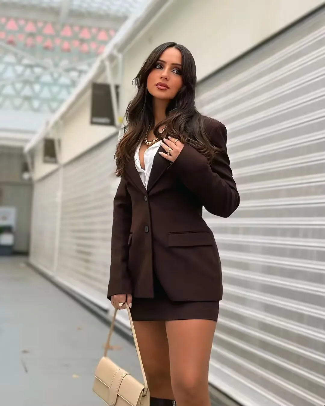 Women's Clothing Hot Sale At  Thin Waist Quite Suit Skirt Trousers Suit display picture 2