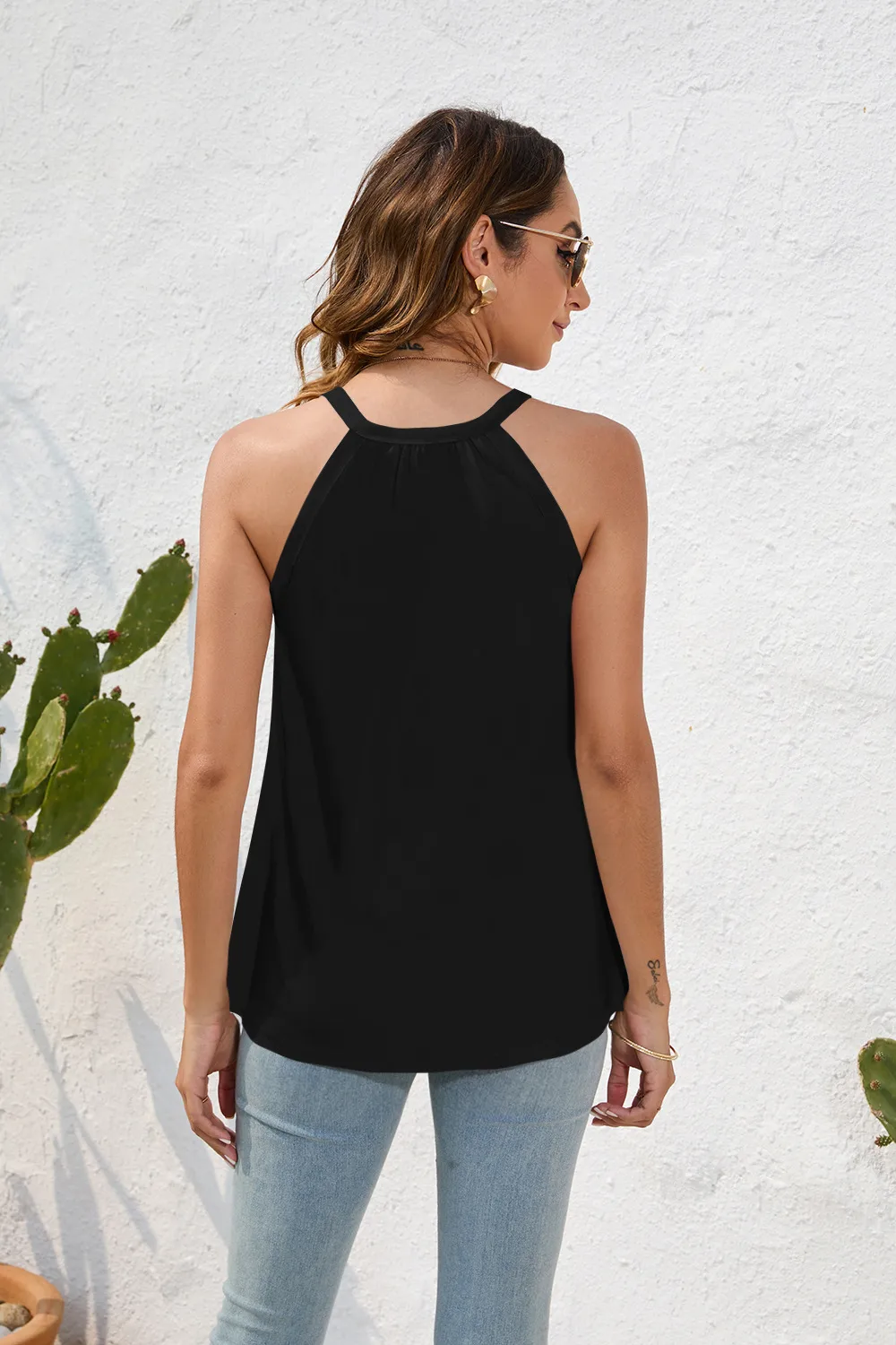 Spring And Summer Women's Clothing Loose-Fitting Casual T-shirt Women's Round Neck Sleeveless Commuter Lace Top display picture 22