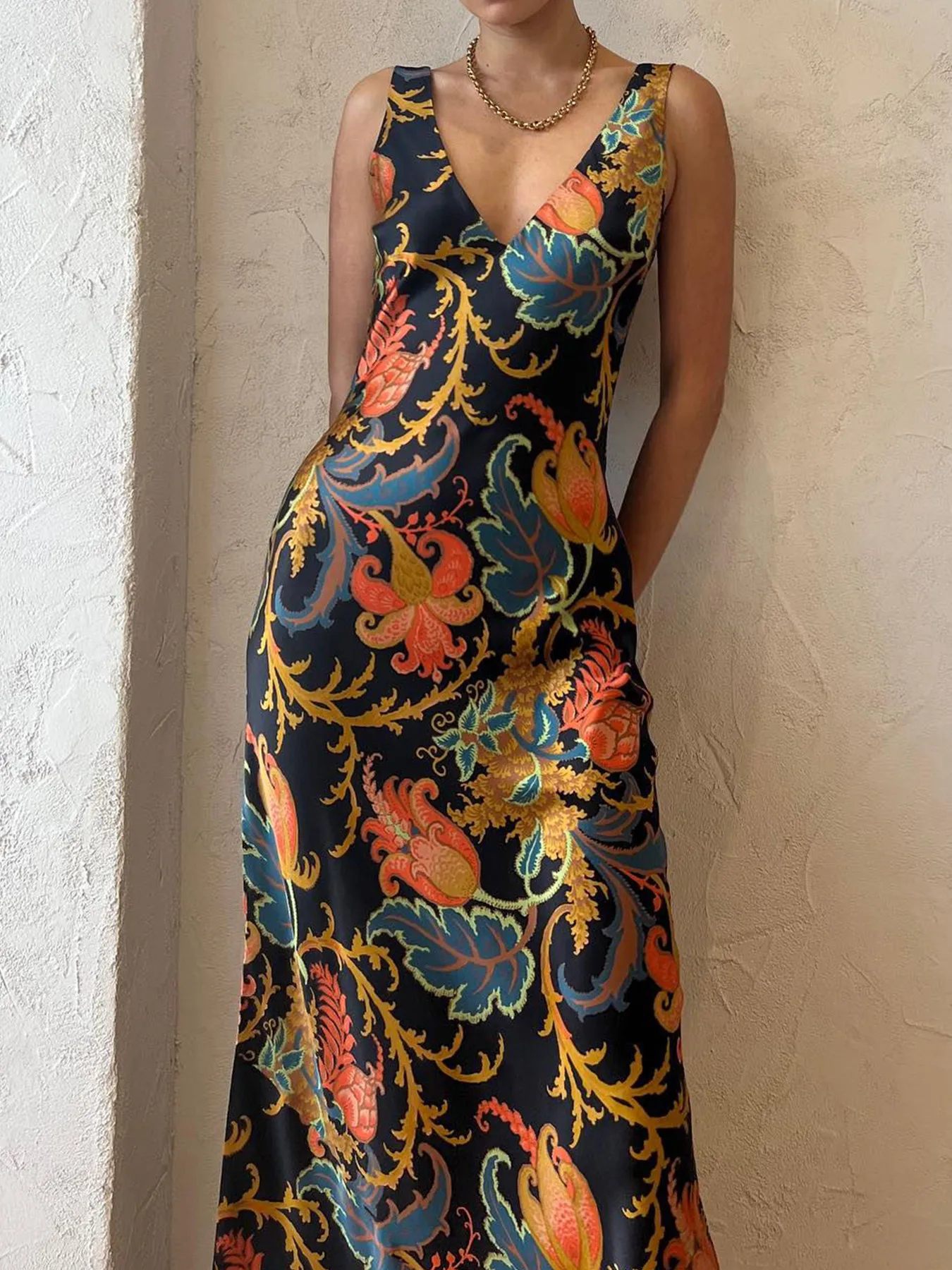 Hot Products Positioning Printing Backless Sleeveless Swing Long Dress display picture 3