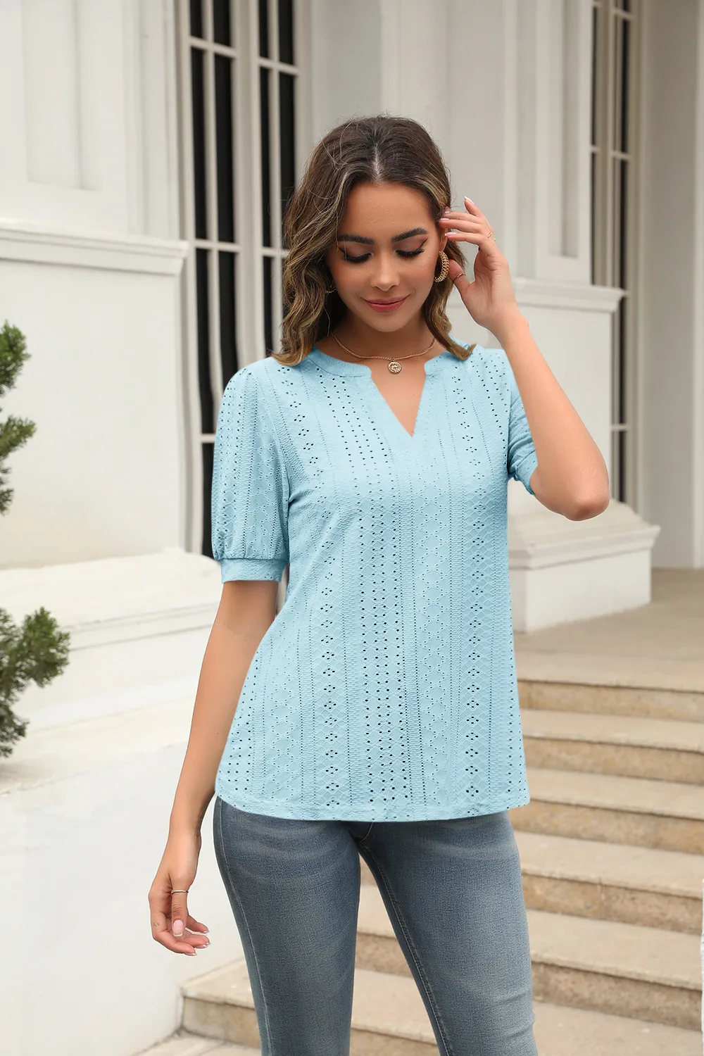 Summer Casual V-neck Solid Color Hollow Puff Sleeve Loose T-shirt display picture 3