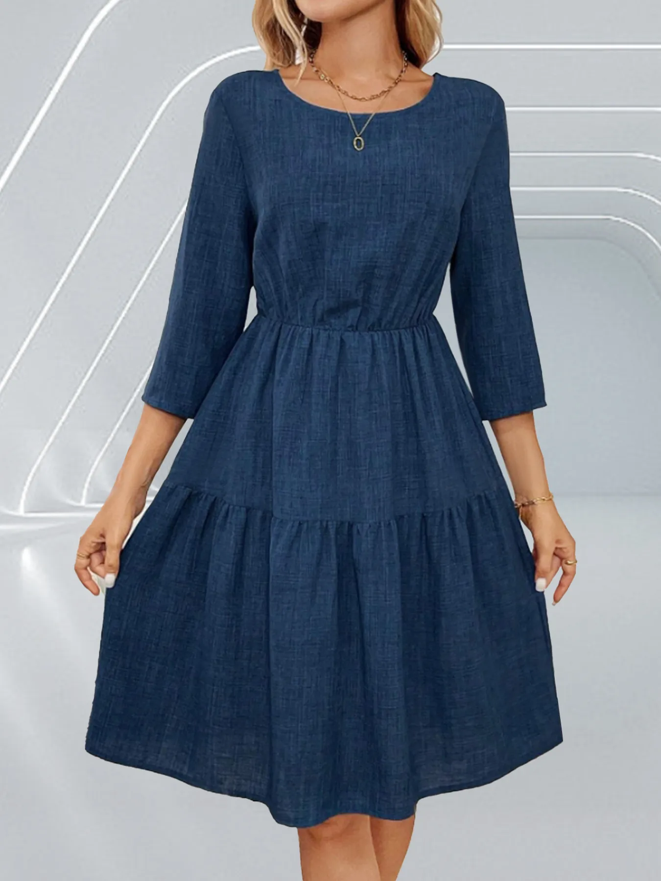 Spring And Summer New Women's Tight Waist 3/4 Sleeve Round Neck Dress display picture 4