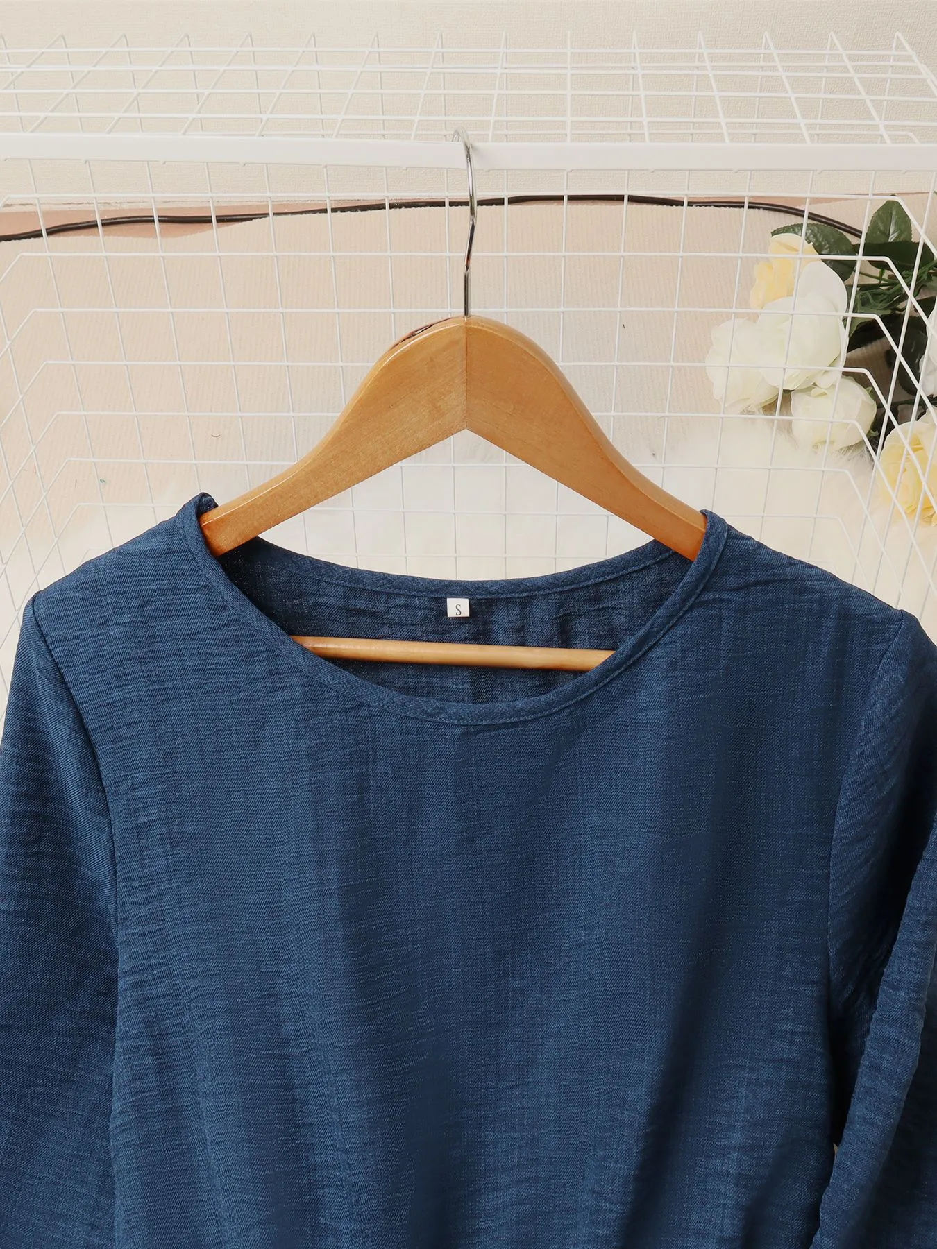 Spring And Summer New Women's Tight Waist 3/4 Sleeve Round Neck Dress display picture 8