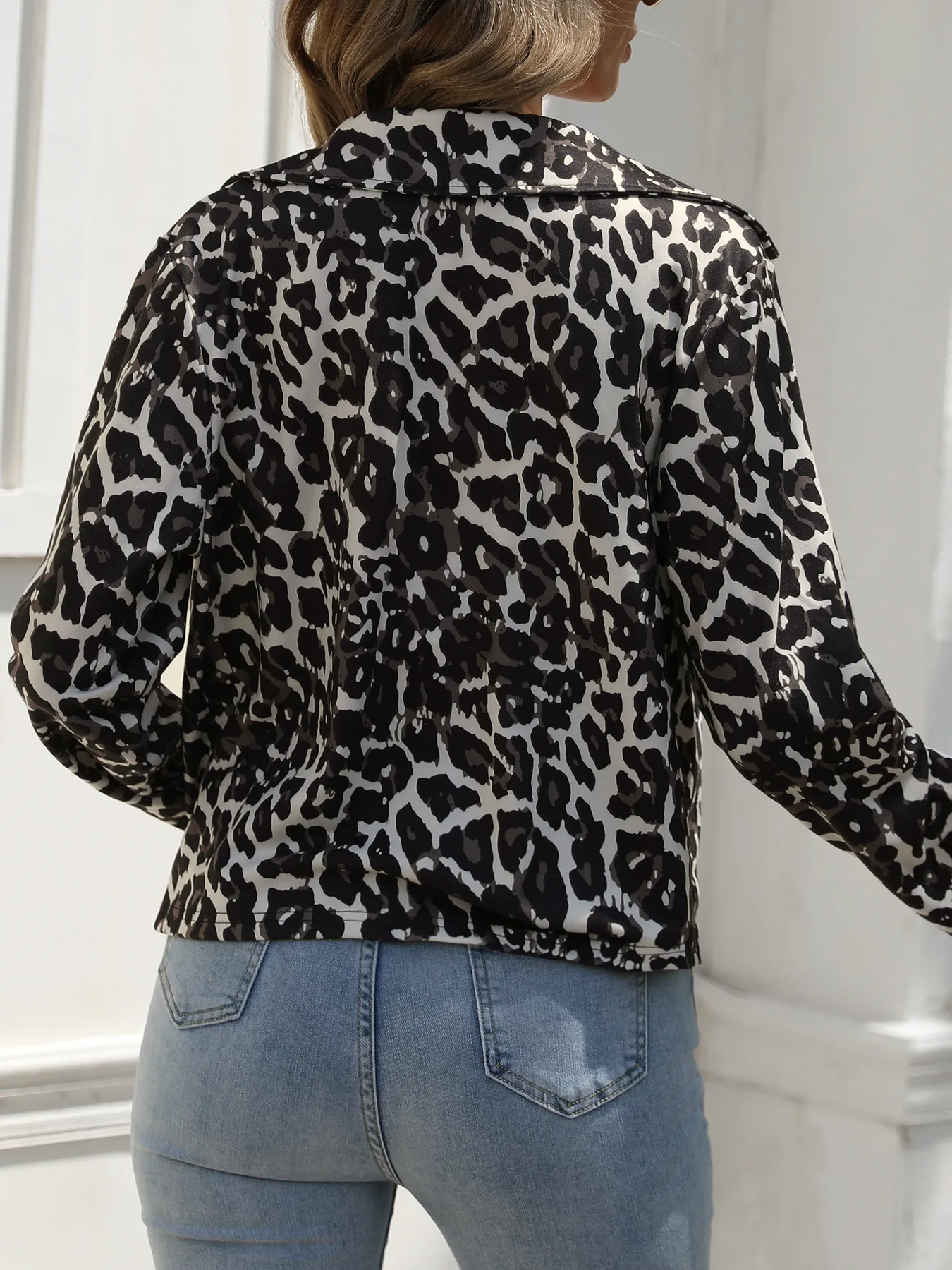 Fashion Leopard Print Single Breasted Casual Small Suit Coat display picture 8