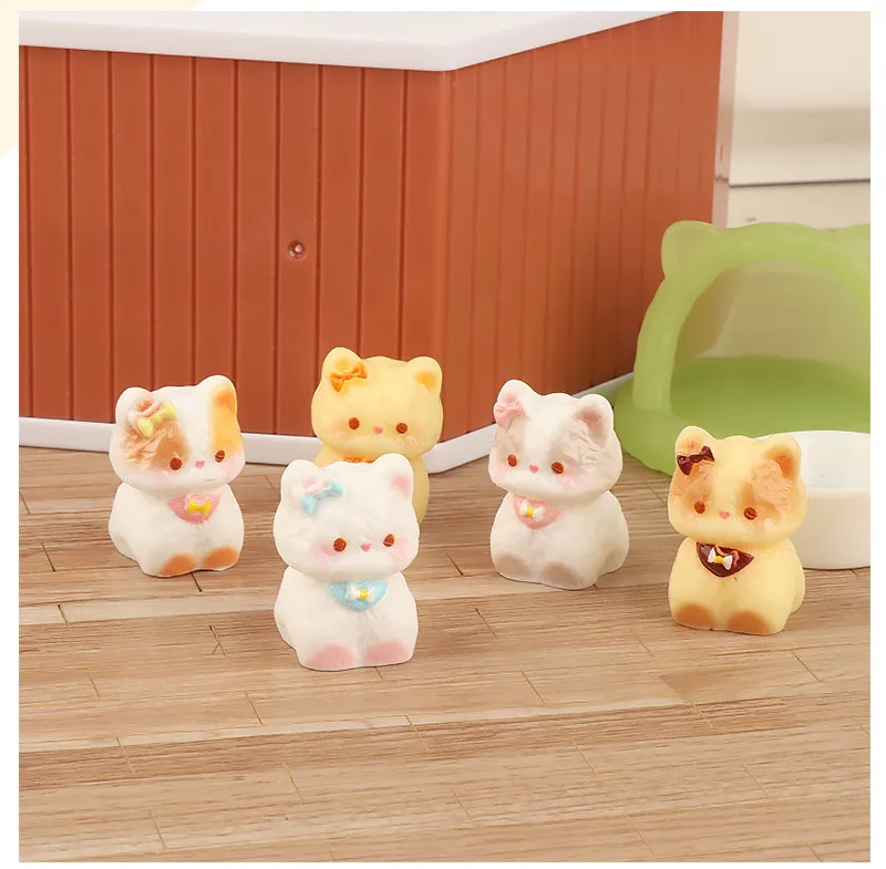Cartoon Cute Kitty DIY Ornaments Micro Landscape Ornaments Gardening Decorative Resin Crafts Desktop Small Ornaments display picture 1