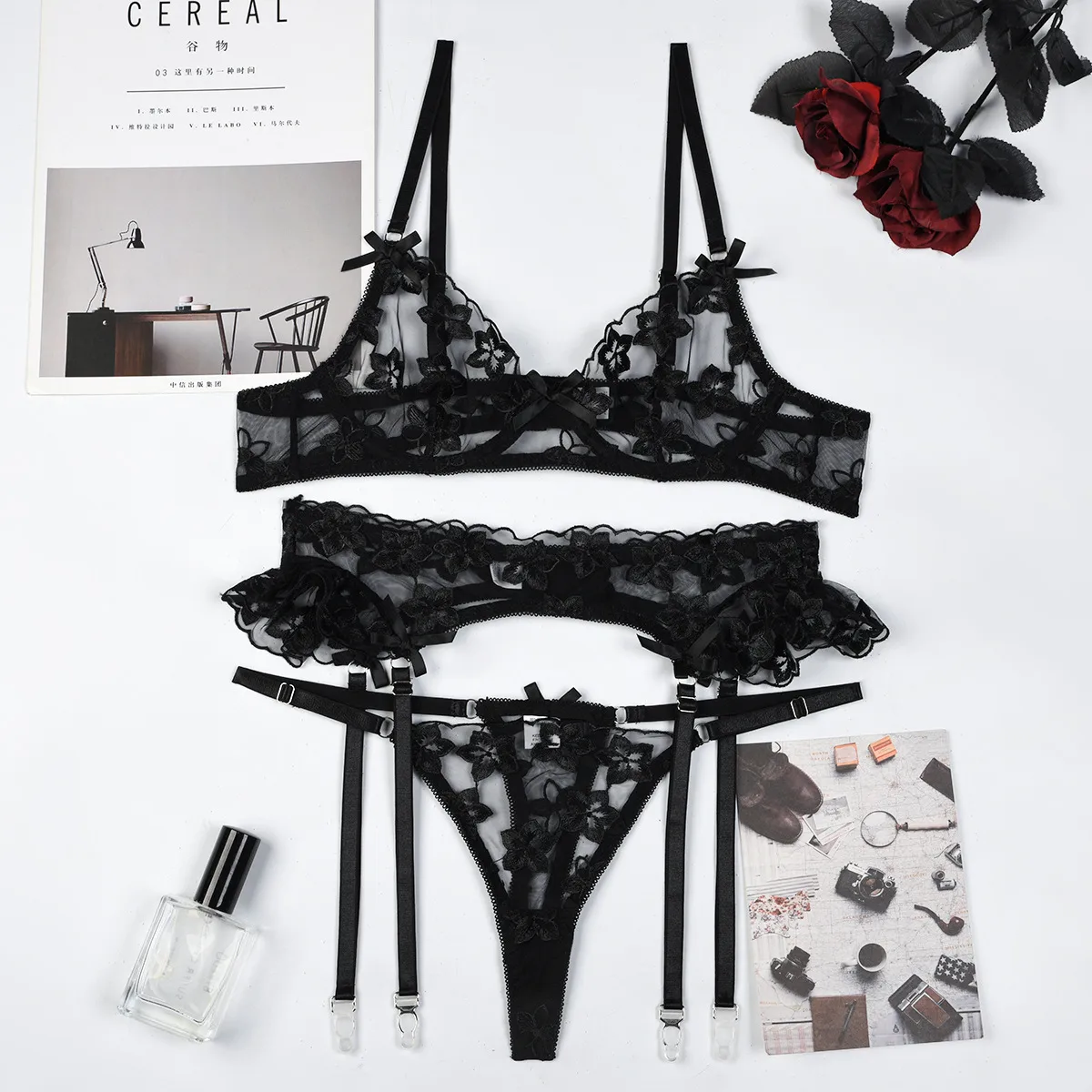 Nihaowholesale Wholesale New Fashion Embroidered Lace See-through Underwear display picture 31