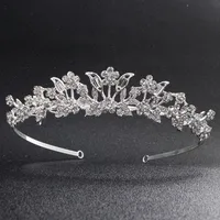 Star With The Retro Bride Crown Nhhs137938 main image 6
