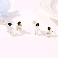 Cute Astronaut Picking Star Stud Earrings Nhdp145182 main image 3