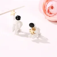 Cute Astronaut Picking Star Stud Earrings Nhdp145182 main image 4
