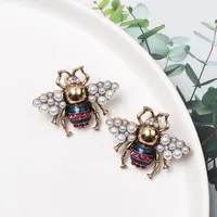 New Bee Pearl Stud Earrings Nhjj155432 main image 2