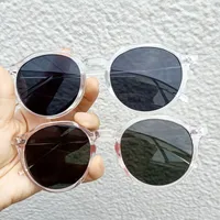 Retro Resin Women's Sunglasses main image 3