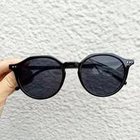 Retro Resin Women's Sunglasses sku image 1