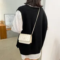 Casual Fashion Rhombic Chain Crossbody Bag main image 4