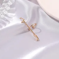 Zircon Arrow Ear Clip main image 4